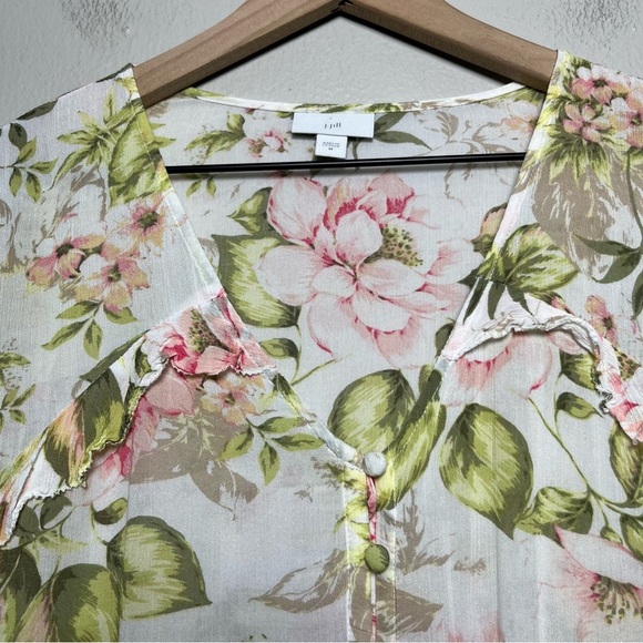 J. Jill Women‎ Top Medium White Floral Dainty Button Down Rayon V-Neck Feminine - Picture 3 of 9